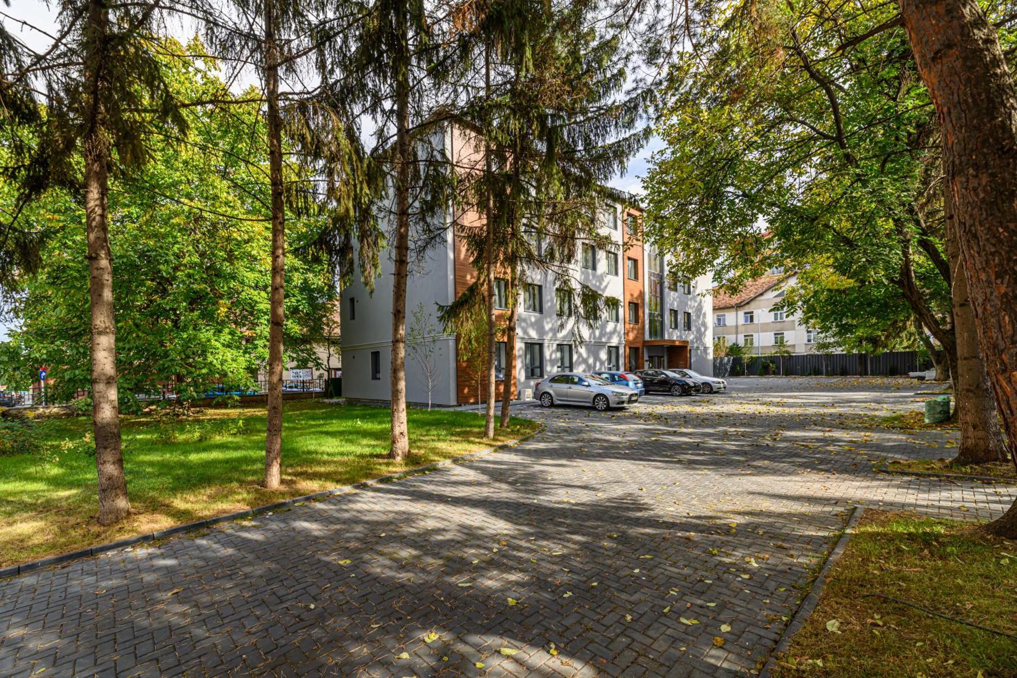 Koa - Davino Aparthotel Braszów Zewnętrze zdjęcie